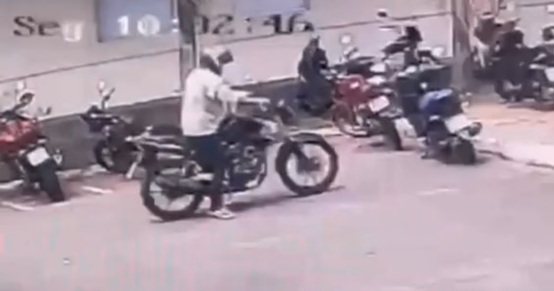 VÍDEO: ladrão age em segundos e furta motocicleta perto da Fundhacre