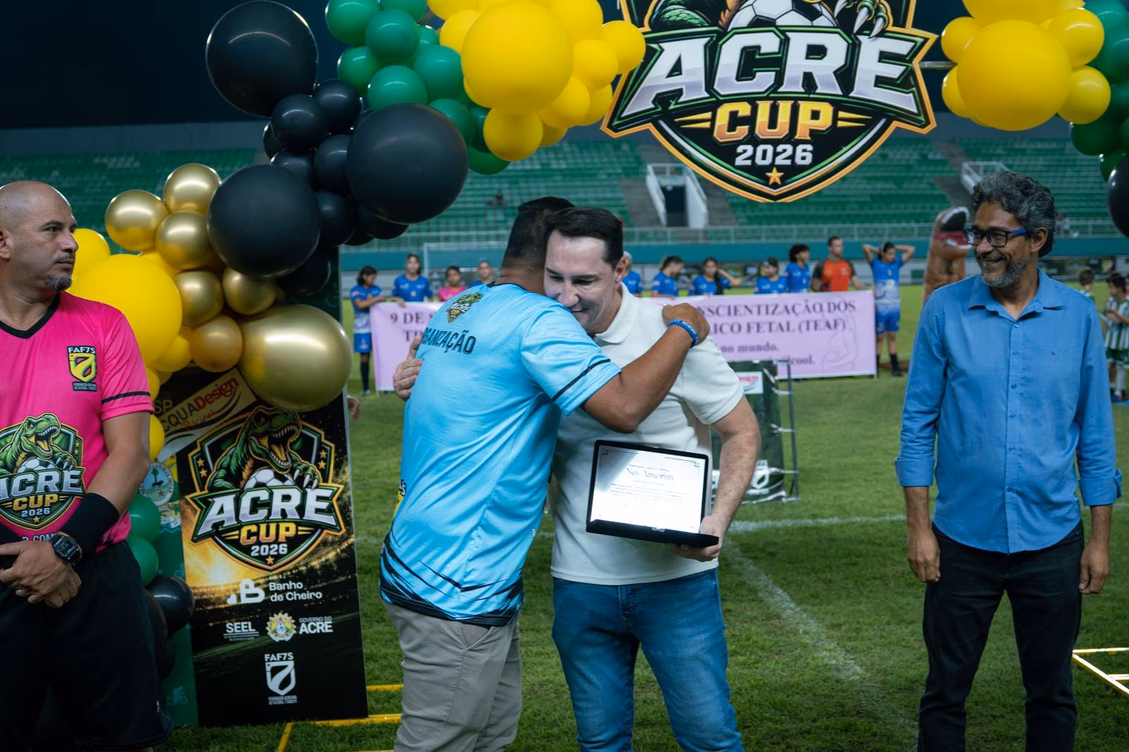 Ney Amorim é homenageado no Acre Cup por apoio ao esporte
