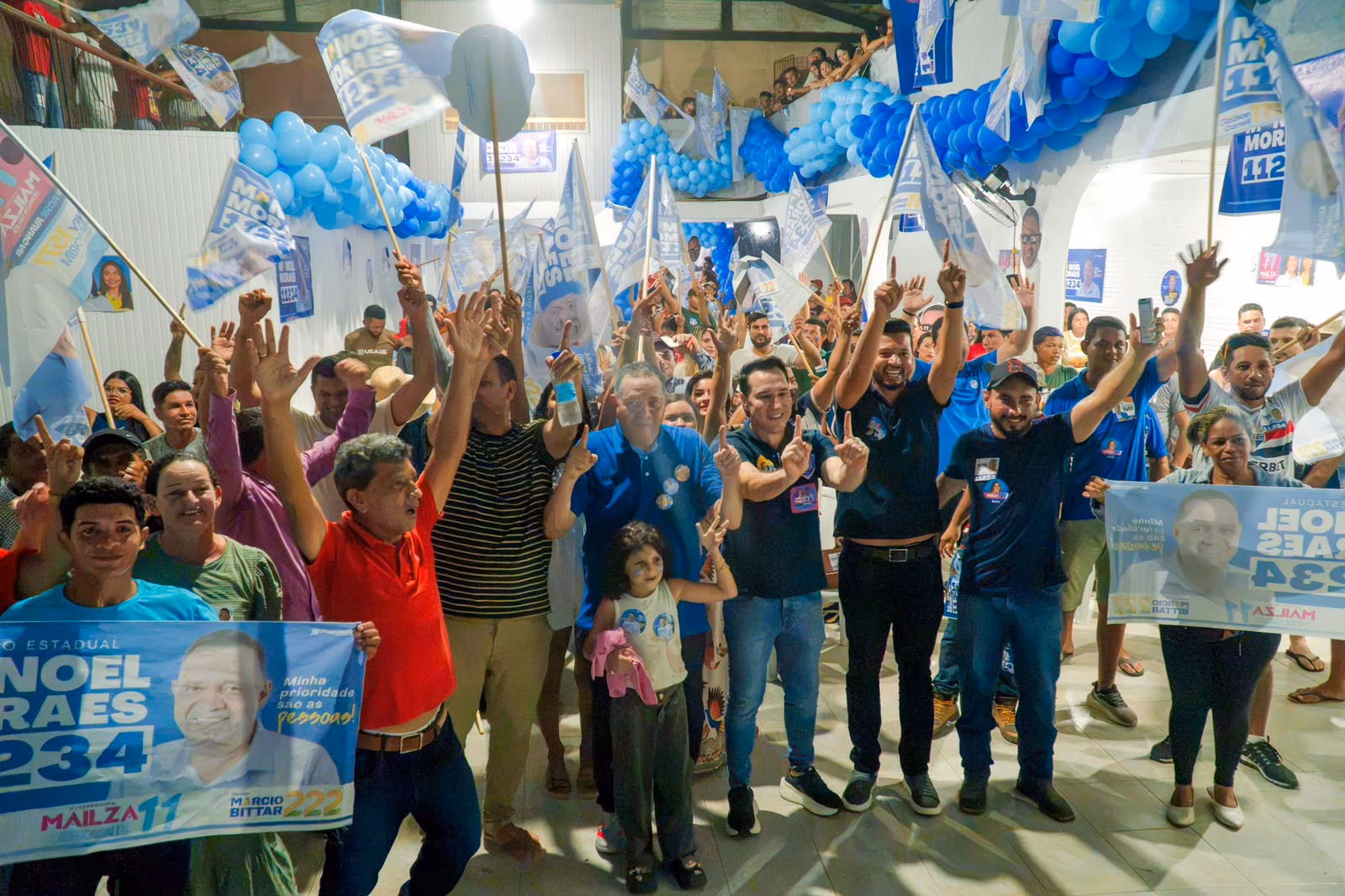 Em Tarauacá, Ney Amorim e Manoel Moraes são ovacionados durante inauguração de comitê