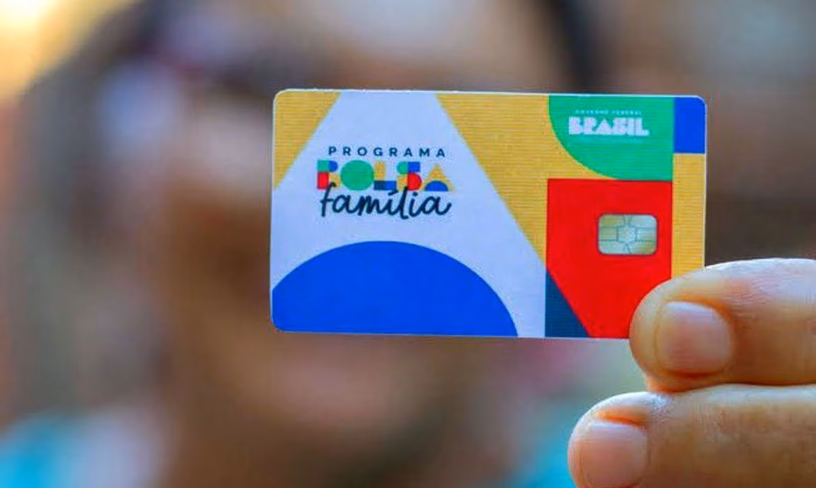 Ampliação de despesas com reajuste do Bolsa Família é preocupante, avalia Fiemg
