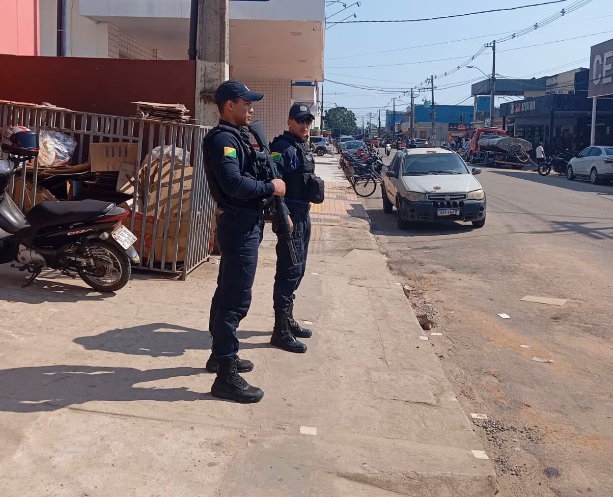 PM intensifica policiamento no comércio de Sena Madureira
