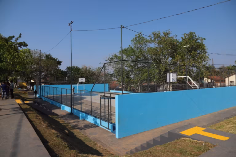 Durante a visita, o prefeito Alysson Bestene destacou que os investimentos fazem parte do programa Prefeitura nas Ruas,