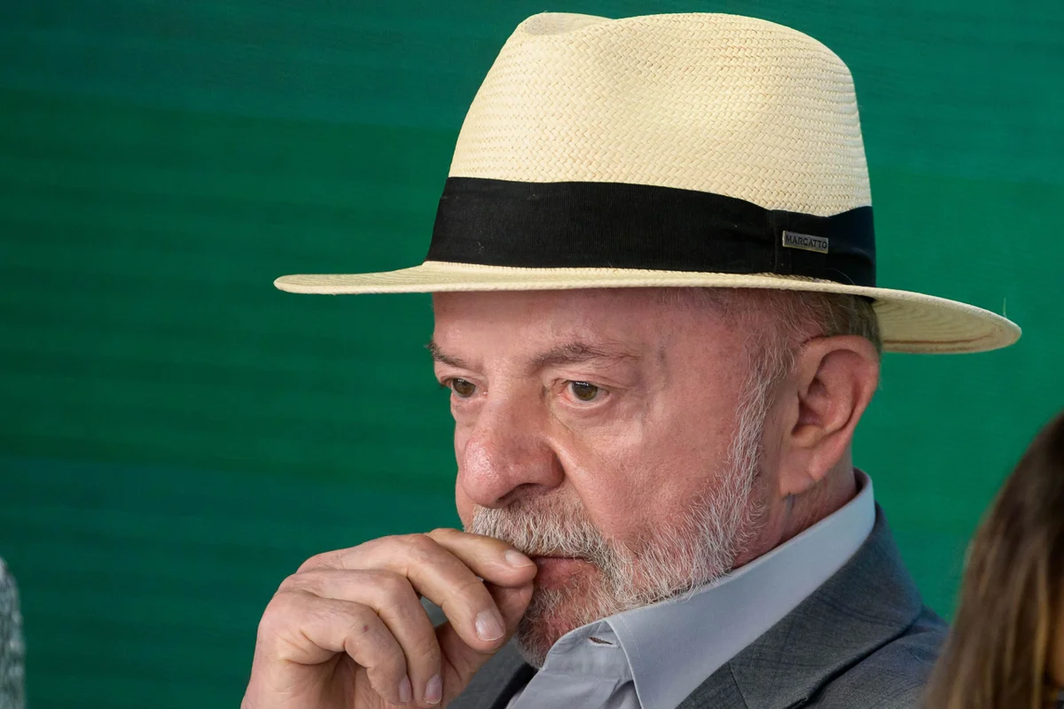 Campanha de Lula encomenda pesquisas para medir impacto de desgaste de Moraes