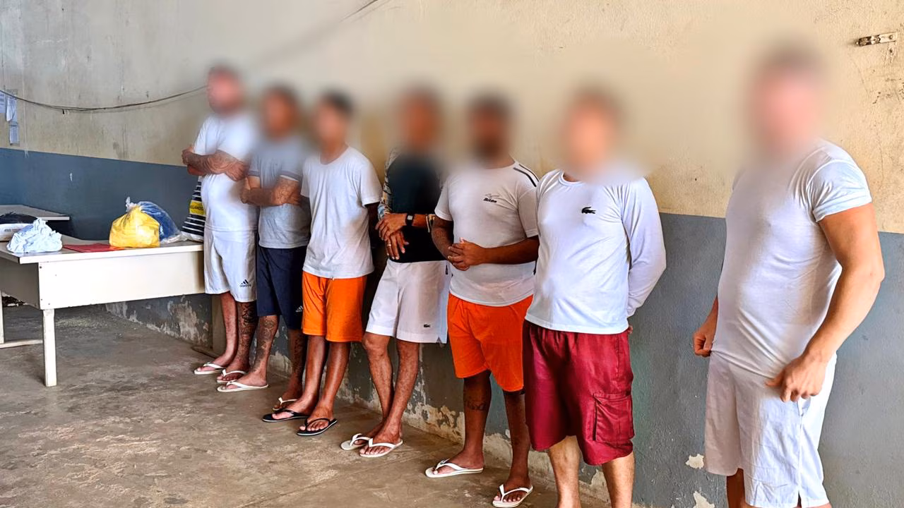 Presos em regime fechado são liberados para trabalhar fora do presídio no Acre