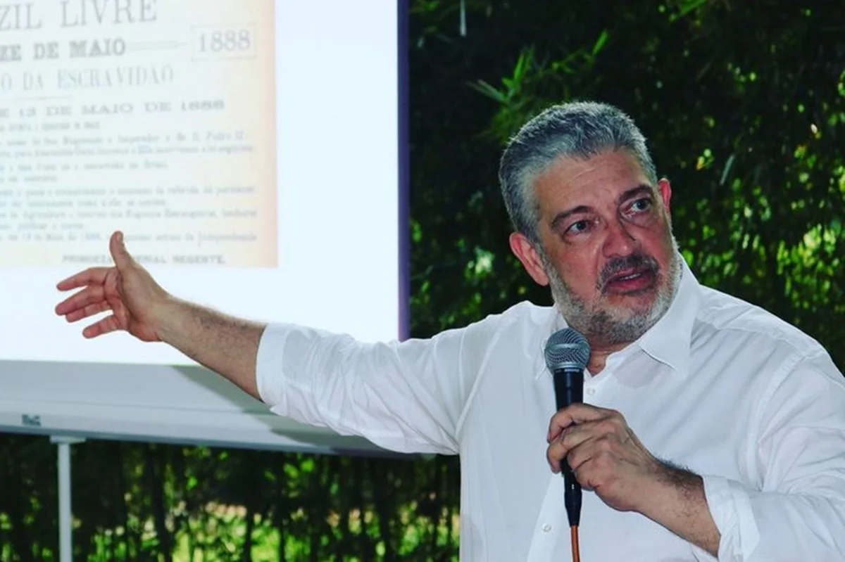 Governo Lula revoga comenda a diplomata punido por assédio sexual