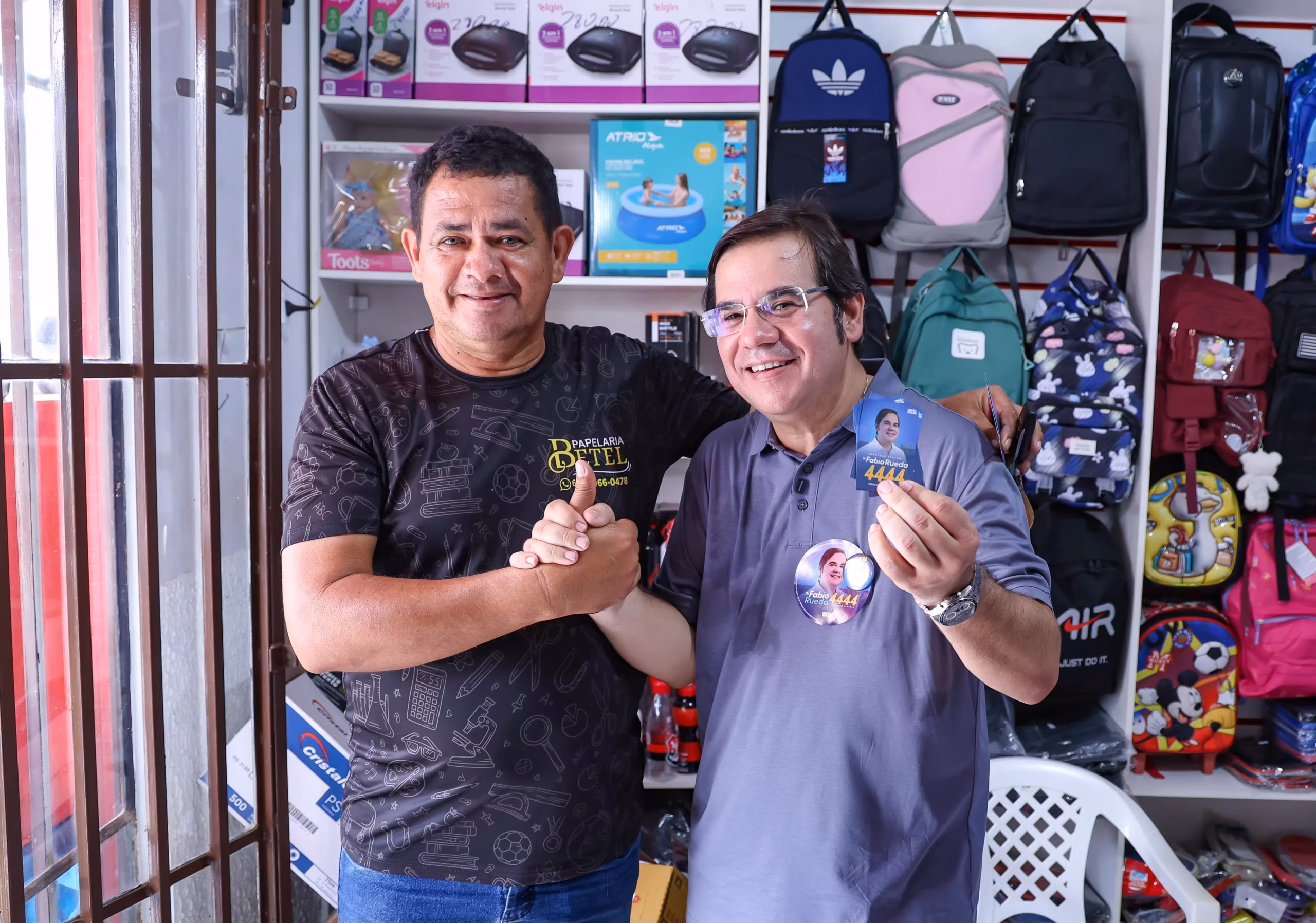 Na reta final da campanha, Fábio Rueda visita Manoel Urbano