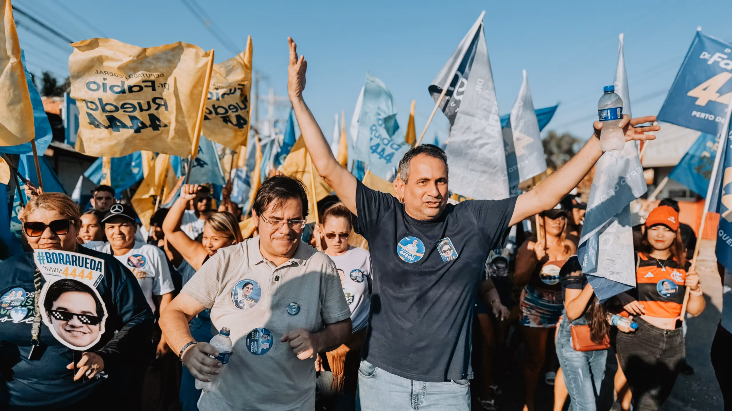 Rutênio participa de ato político promovido por Fábio Rueda e reúne grande público