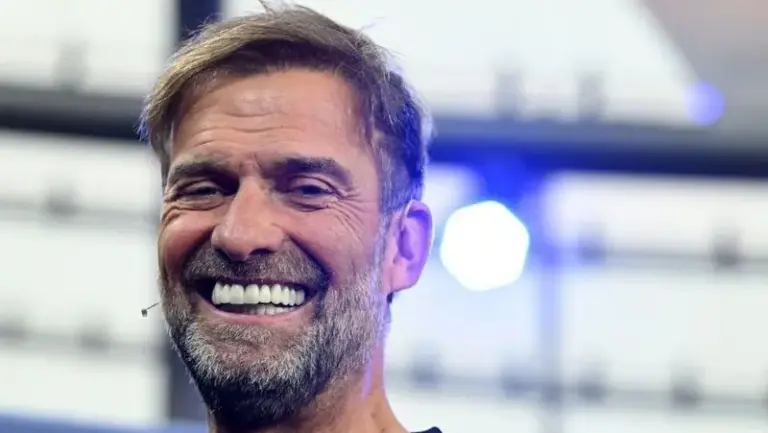 Celulares e cortes de cabelo: as quatro novas regras de Klopp na Alemanha