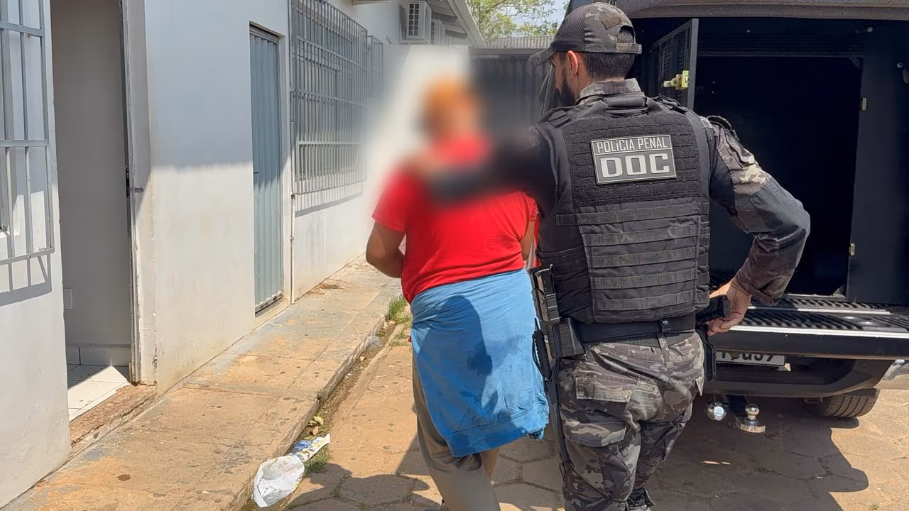 Terceirizado é preso tentando entrar com drogas no Complexo Penitenciário