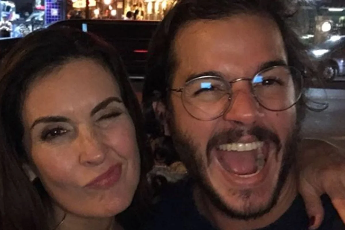 Túlio Gadêlha rebate ataques e posta foto de Fátima com Bonner: “Família”