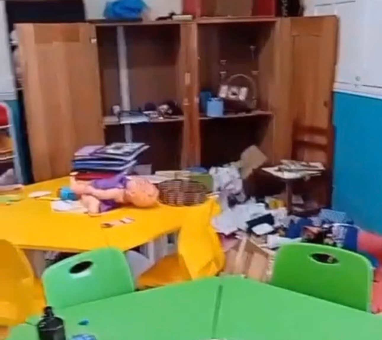 Vândalos invadem escola e reviram sala de aula no Acre
