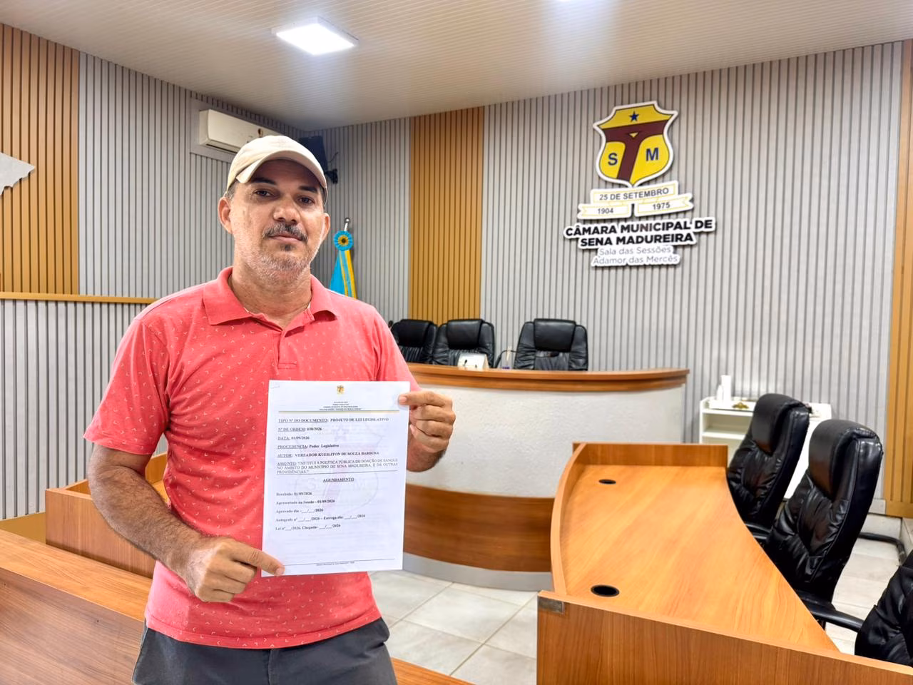 Vereador quer dar folga e isenção em concursos para quem doar sangue em Sena