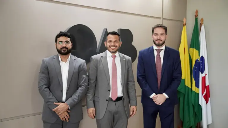 Tchê visita presidente da OAB/AC e confirma edital de concurso da Câmara