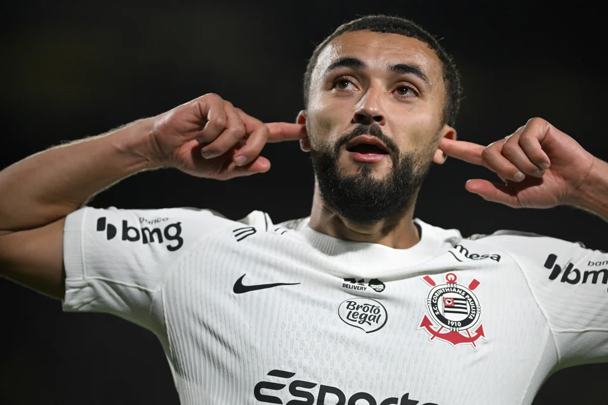 Labyad, do Corinthians, se envolve em briga de torcidas no GTA; veja